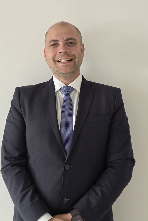 Jonathan Karlqvist, Revisor